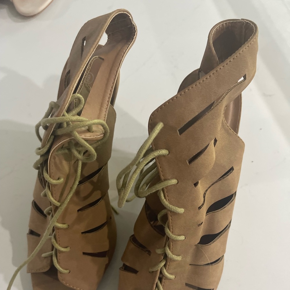 Brown heels womens 9 worn twice